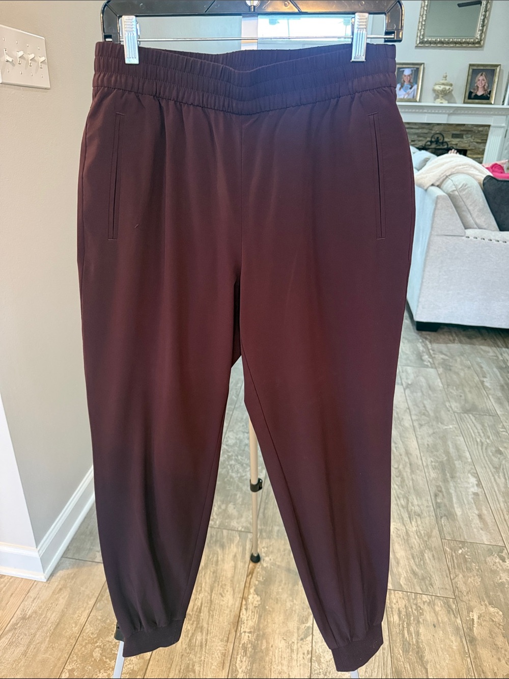 Banana Republic Women's Burgundy/Eggplant Air Stretch Jogger Pants